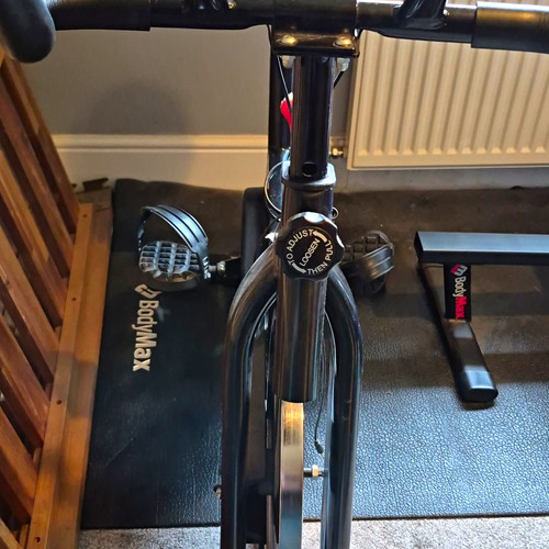 Bodymax upright exercise bike - bodymax,