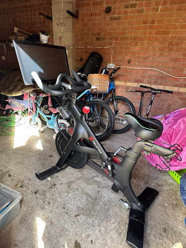 Peloton upright exercise - upright,